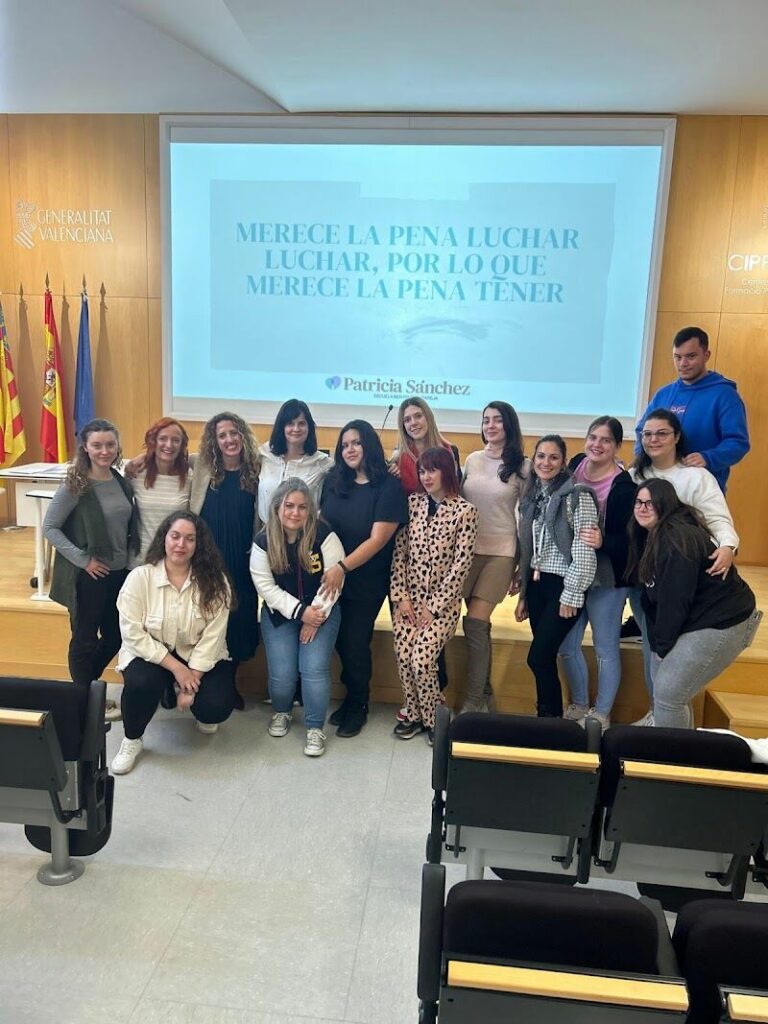 Imagen de Patricia Sánchez | Mentora Experta Relaciones Avanzadas y Sexualidad Consciente | Programa Ser Feliz en Pareja