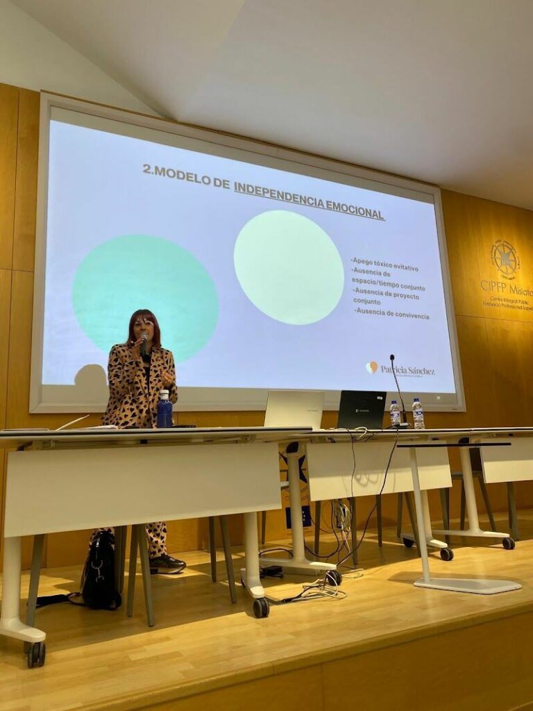 Imagen de Patricia Sánchez | Mentora Experta Relaciones Avanzadas y Sexualidad Consciente | Programa Ser Feliz en Pareja