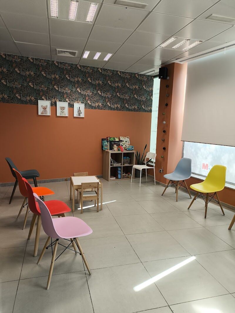 Imagen de Raíces Psicología Infantil Parla