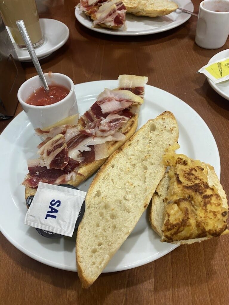 Imagen de Cafetería Restaurante la Villa