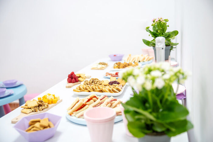 Imagen de Siempre Es Hora de Te / Tu Espacio de Celebraciones y Talleres Creativos /alquiler Sala de Fiestas /parque Infantil