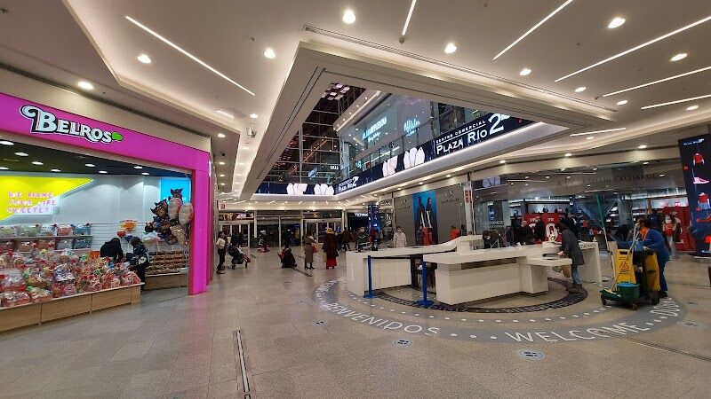 Imagen de Centro Comercial Plaza Río 2