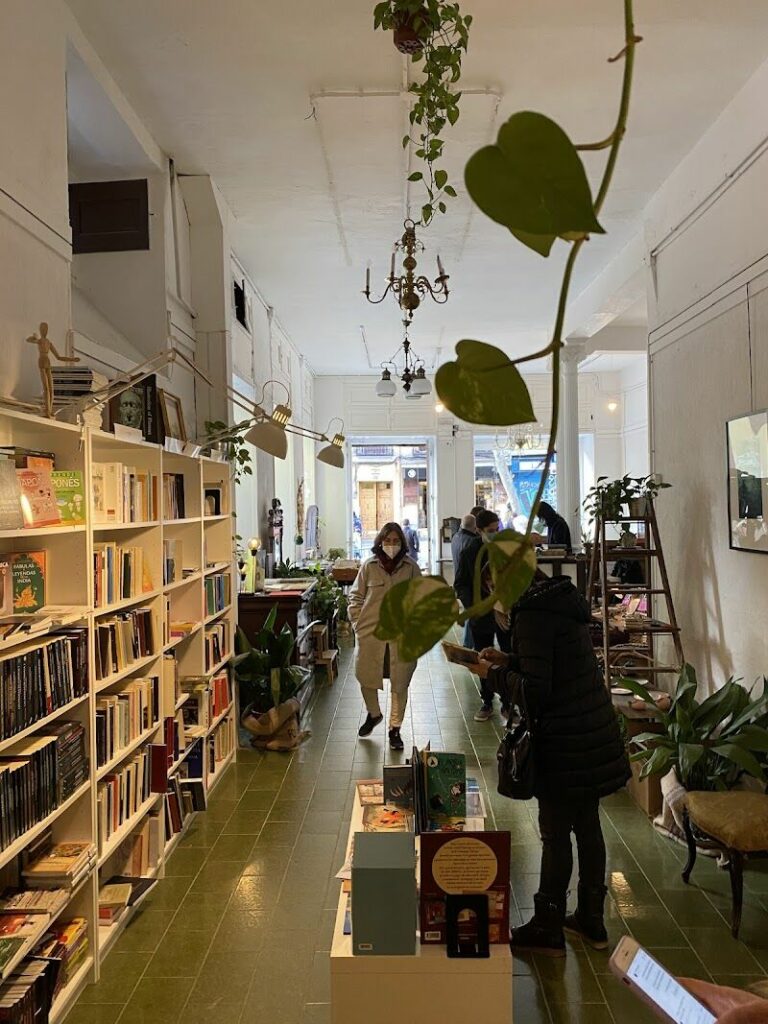 Imagen de Los Pequeños Seres