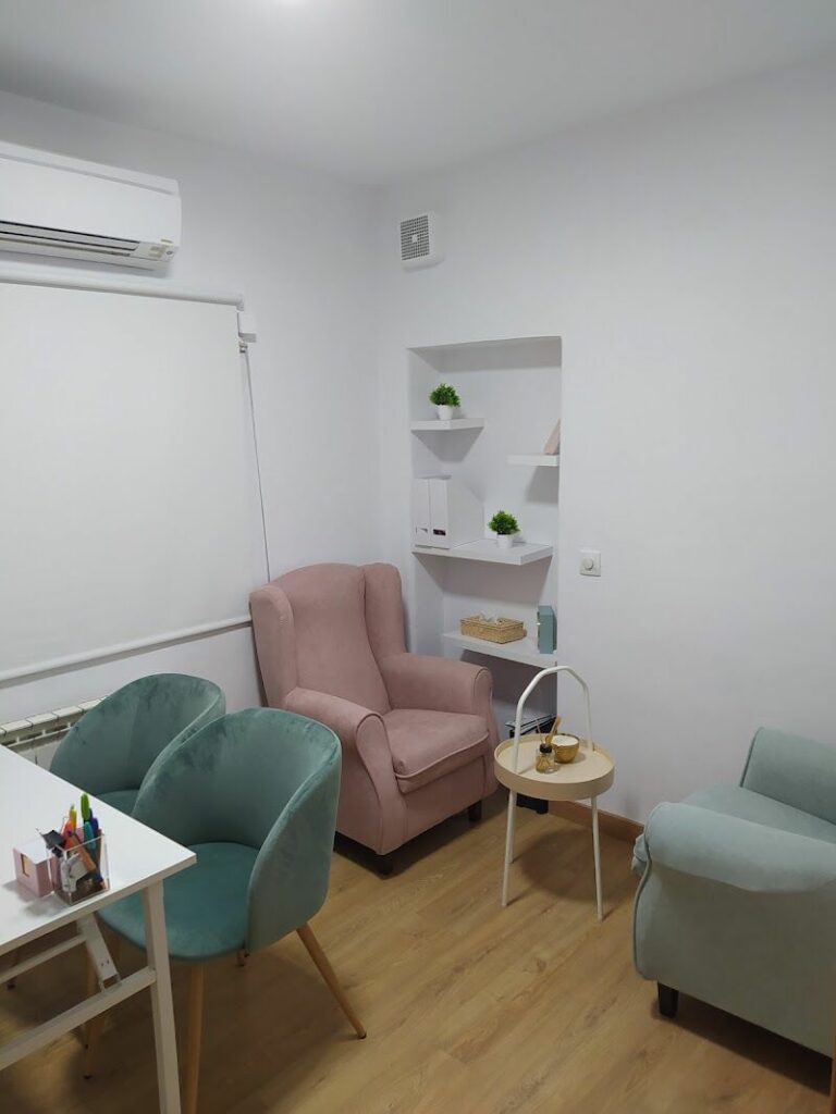 Imagen de Betania Nze Montalbán- Psicóloga Perinatal, Online y Presencial.villaverde. Infantojuvenil, Perinatal, Adultos.