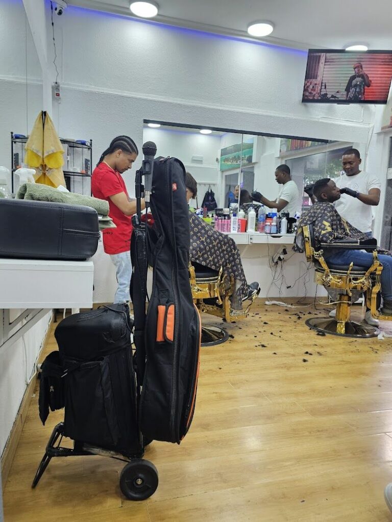 Imagen de Peluquería Micky Flow/ D’flðw Peluquería