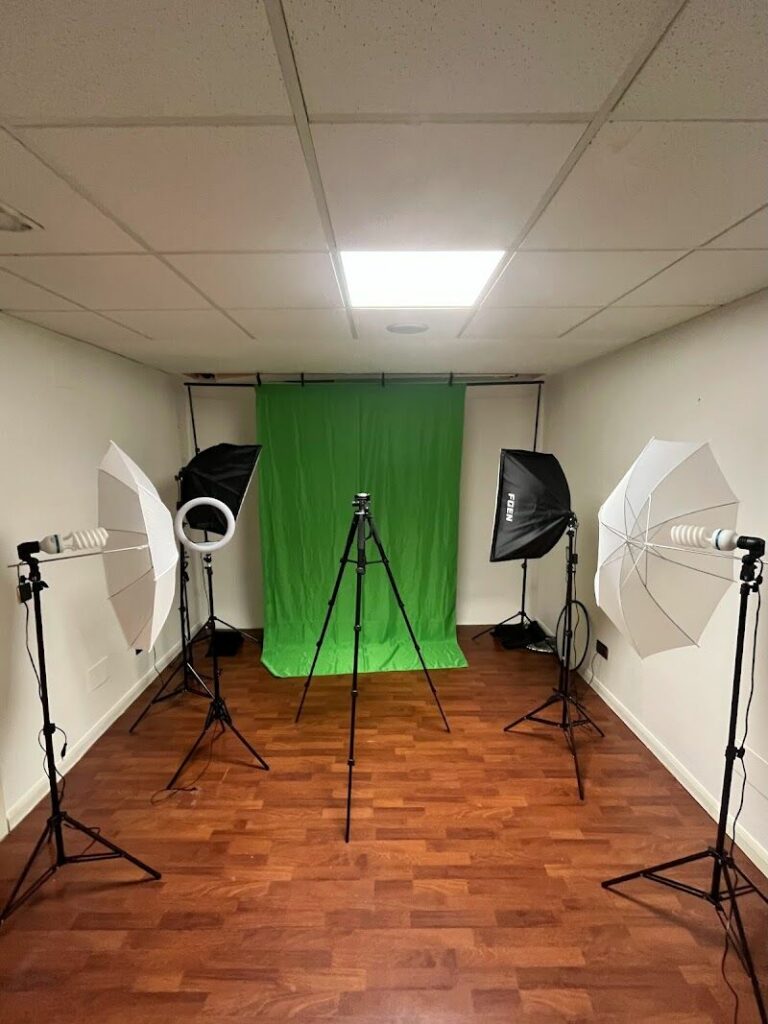 Imagen de Escuela Artes Escénicas las Barbas Rosas Lab