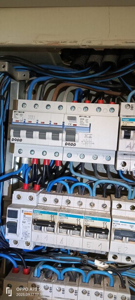 Imagen de Instalaciones Eléctricas y Reformas J.p