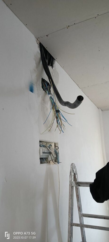 Imagen de Instalaciones Eléctricas y Reformas J.p