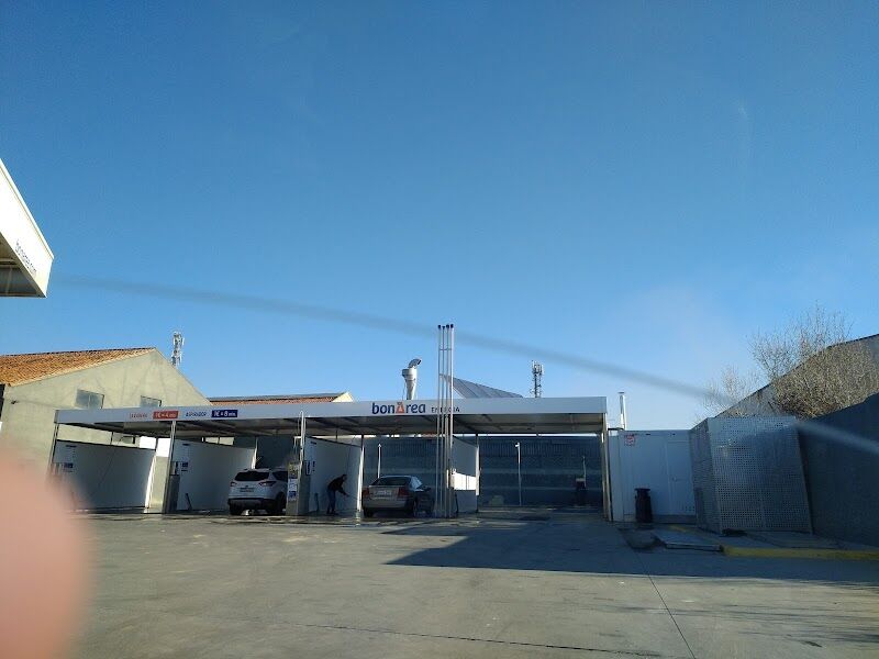 Imagen de negocio en Gasolinera en Huesca