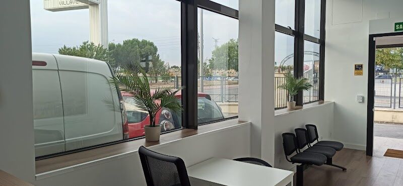 Imagen de Aulas Alcanza | Alquiler de Salas y Aulas en Madrid