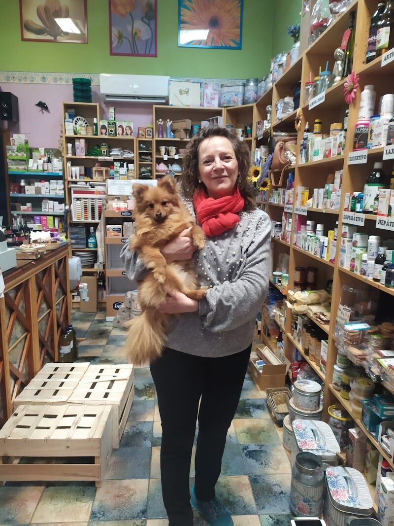 Imagen de negocio en Herbolario y tienda ecológica en Cartuja Baja