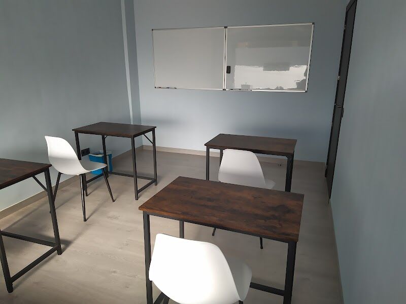 Imagen de Academia Genius – Clases de Apoyo