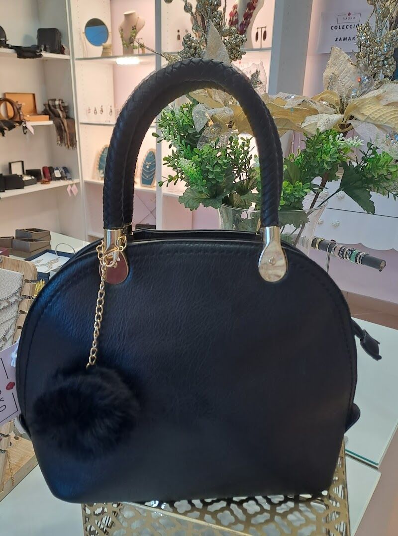 Imagen de negocio en Accesorios de moda en Fuensalida