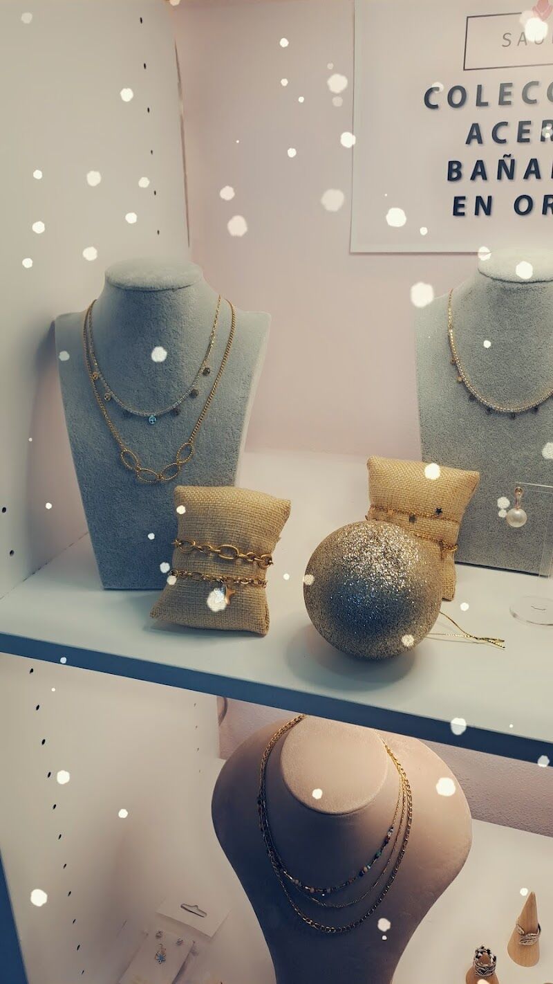 Imagen de negocio en Accesorios de moda en Fuensalida