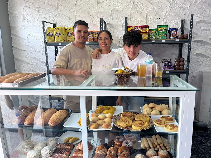 Imagen de Encanto Cafetería y Pastelería
