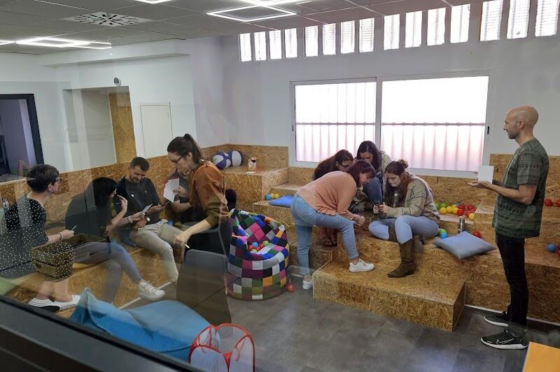 Imagen de Linking Talent