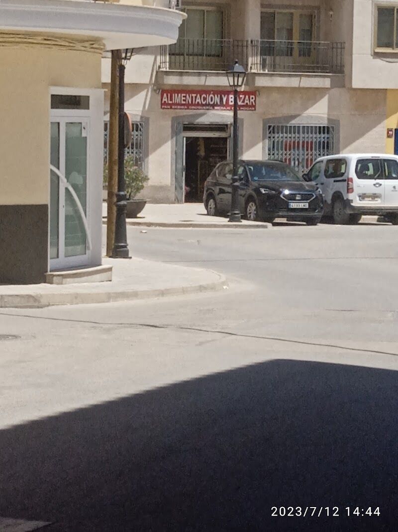 Imagen de Alimentación y Bazar