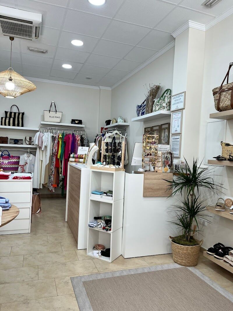 Imagen de Abril Boutique Sl