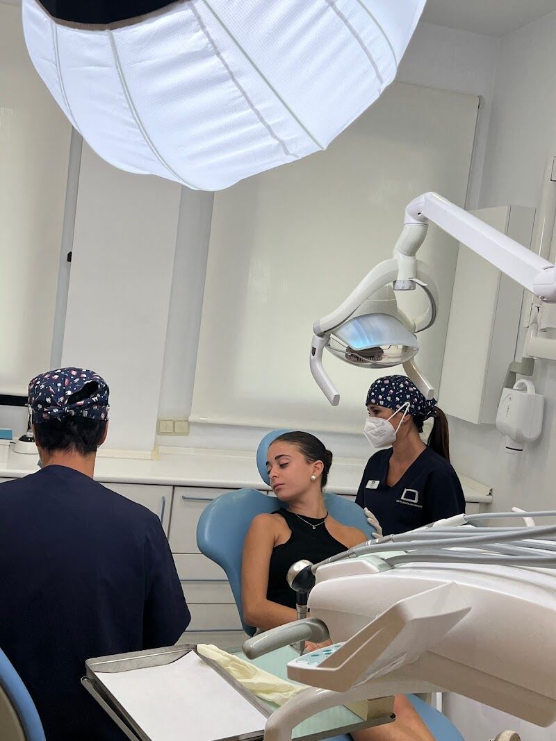 Imagen de negocio en Clínica dental en Salobreña