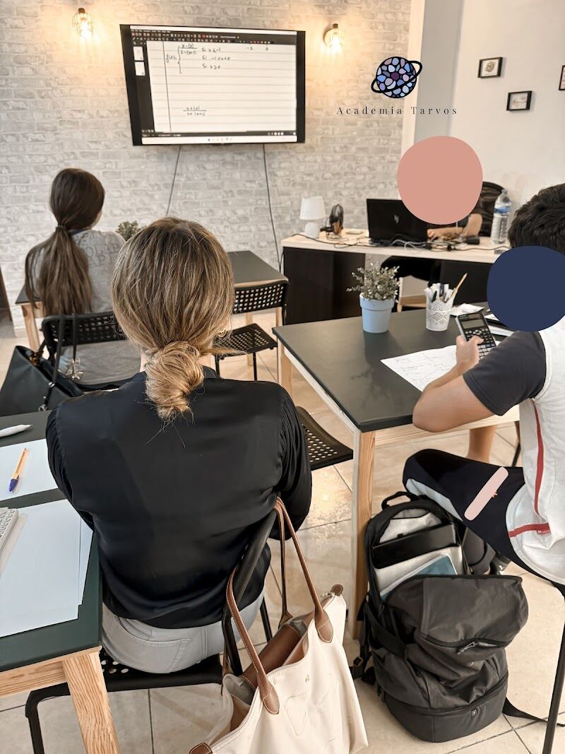 Imagen de negocio en Academia de formación en Provincia de Santa Cruz de Tenerife
