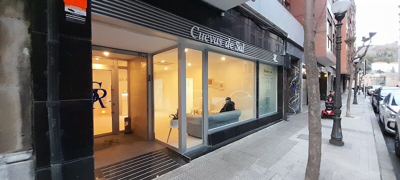 Imagen de Salt Room Bilbao. Haloterapia en Cuevas de Sal. Halospa