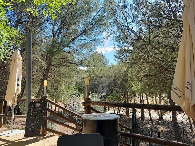 Imagen de Spiaggia Iznájar – Restaurante Camping Valdearenas