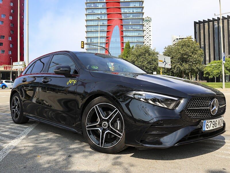 Imagen de Jamp – Alquiler de Coches Digital 24/7 | Plaça Catalunya
