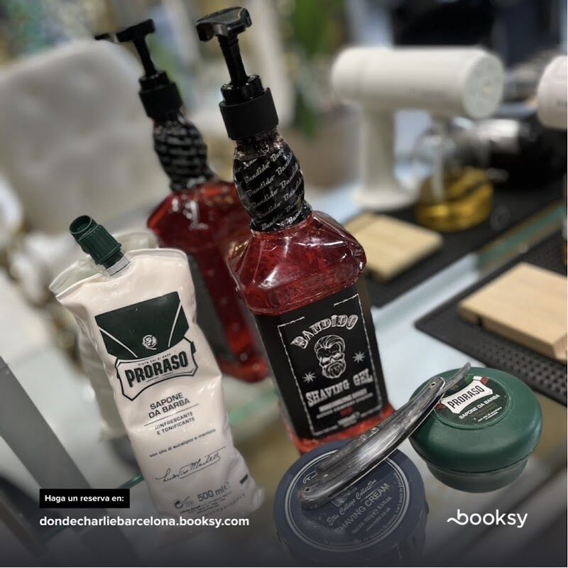 Imagen de Barbería Donde Charlie Barcelona | Barber Barbershop