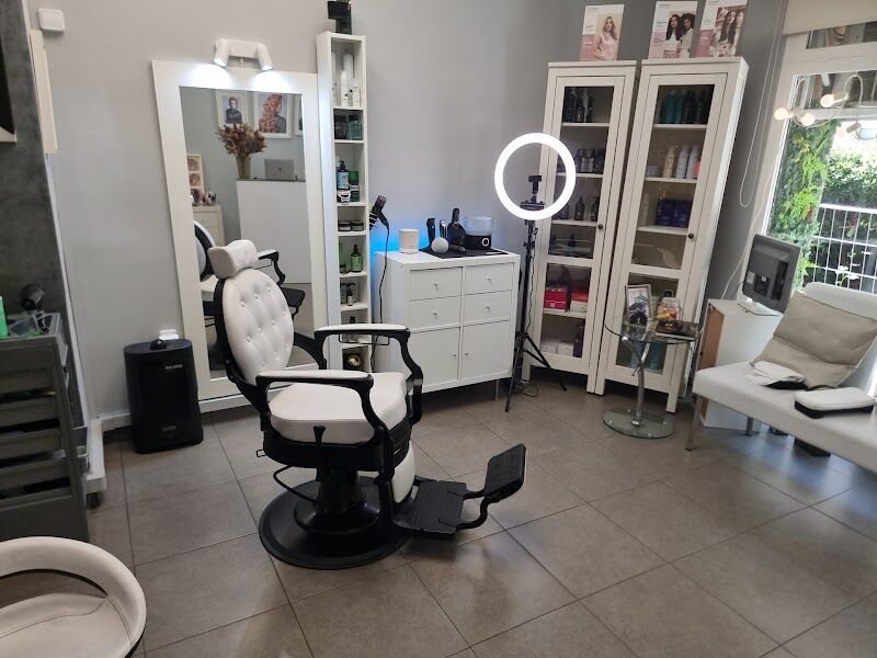 Imagen de Barbería Donde Charlie Barcelona | Barber Barbershop