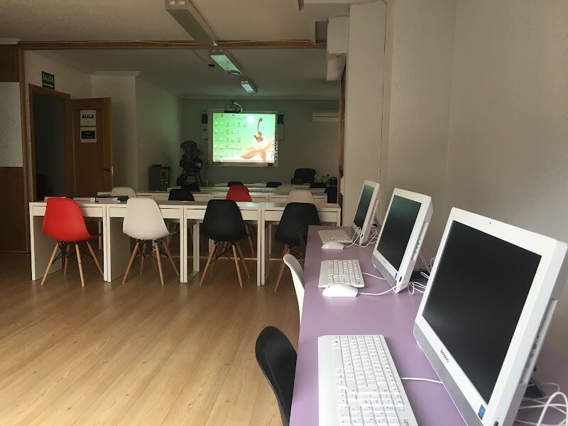 Imagen de negocio en Autoescuela en Castilla y León