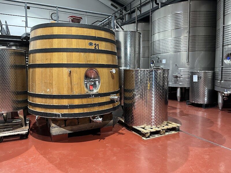 Imagen de negocio en Bodega en La Torre de Esteban Hambrán