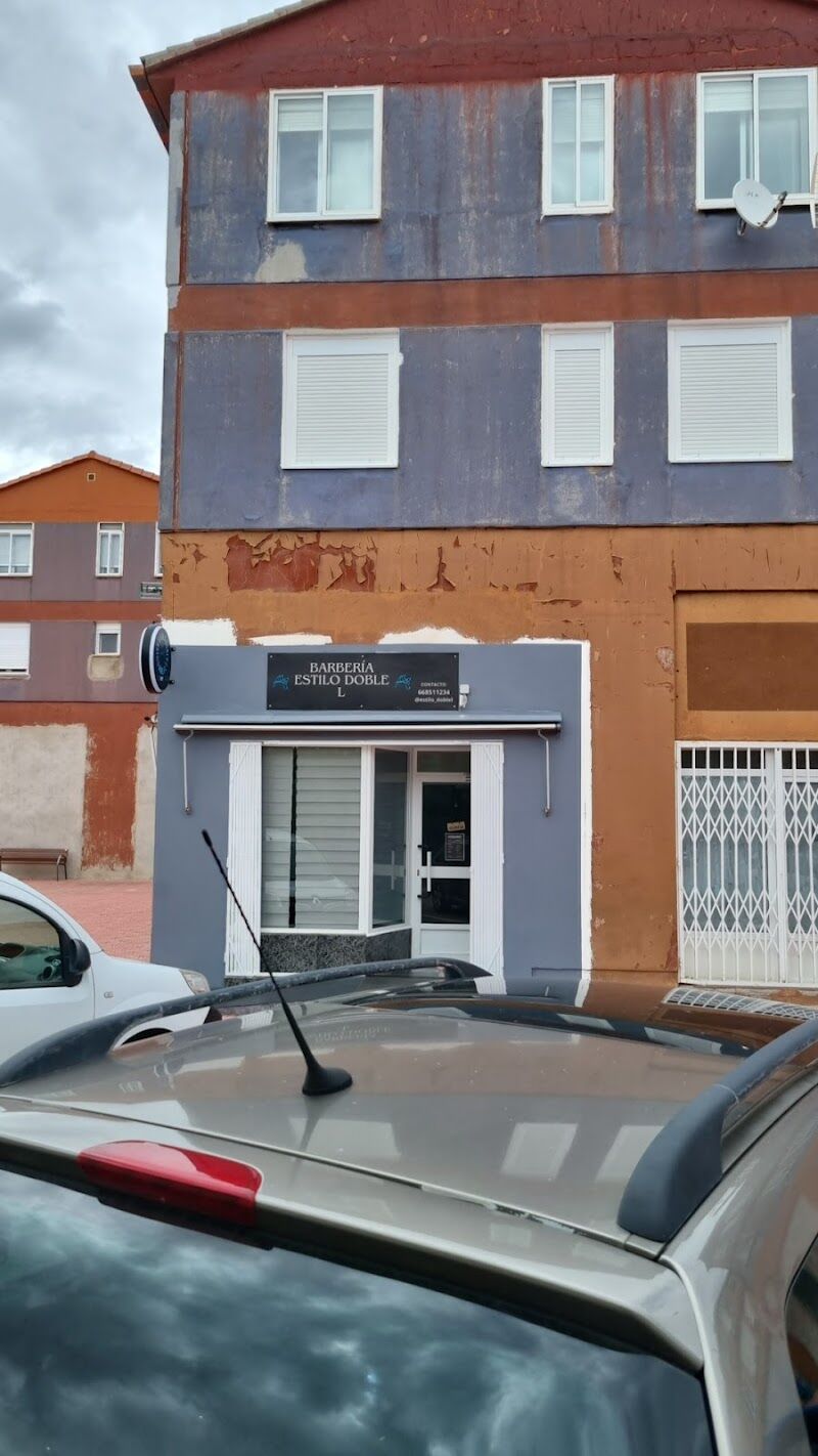 Imagen de Barbería Estilo Doble L