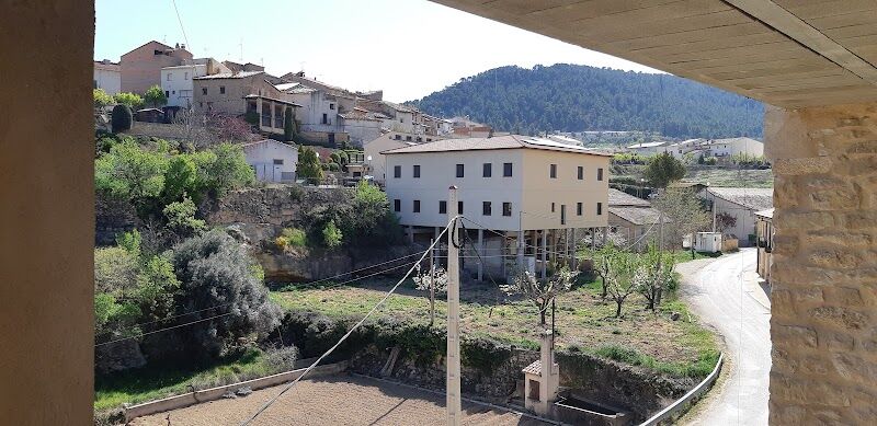 Imagen de negocio en La Portellada (Teruel)