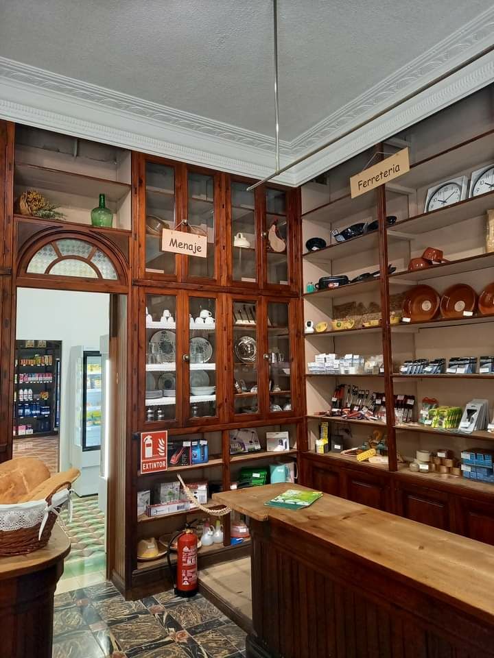 Imagen de negocio en Tienda de alimentación en Benassal