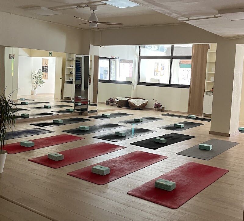 Imagen de negocio en Clases de yoga en Sant Just Desvern