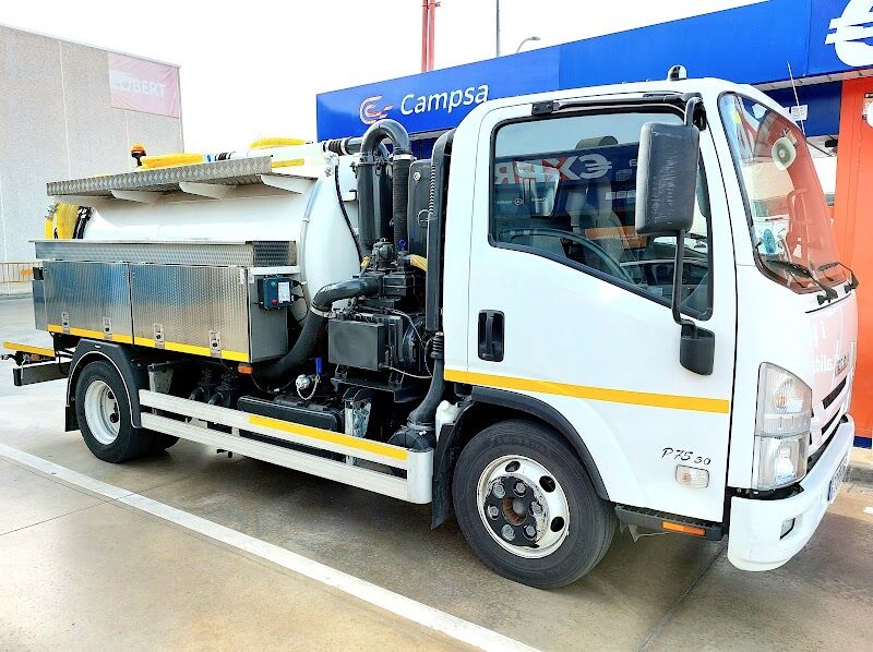 Imagen de Doctor Desatascos Camion Cuba – Barcelona – 24/7