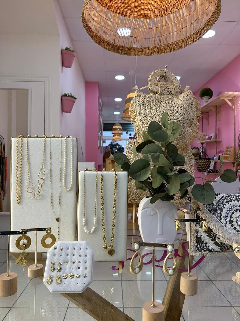 Imagen de negocio en Accesorios de moda en Cambrils