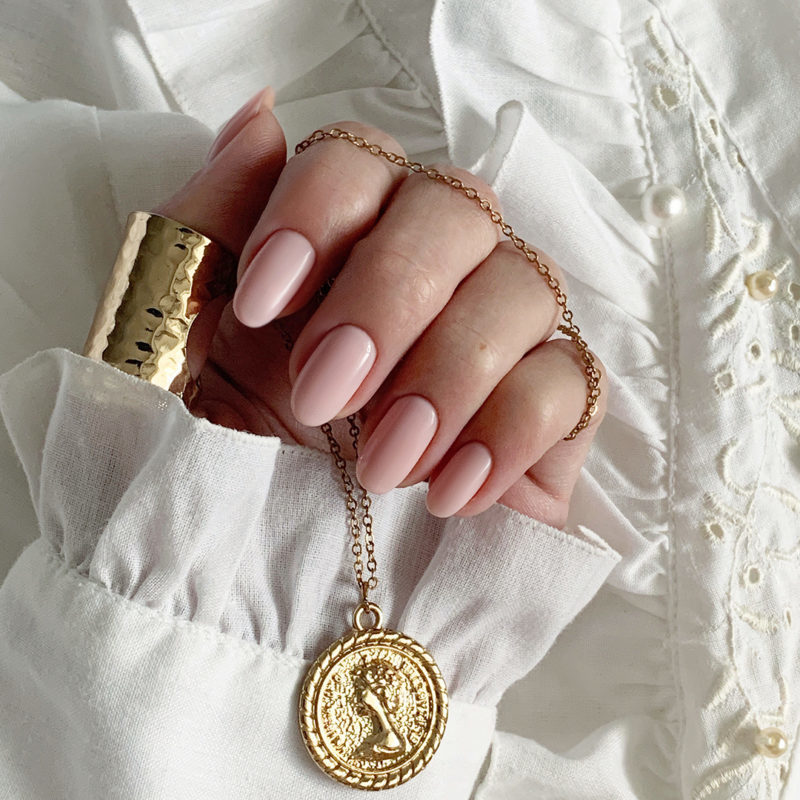 Imagen de Luniva Nails | Manicura en Sevilla