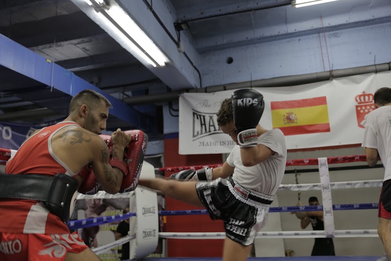 Imagen de Boxeo El Rayo – MMA, Muay-Thai, Defensa Personal